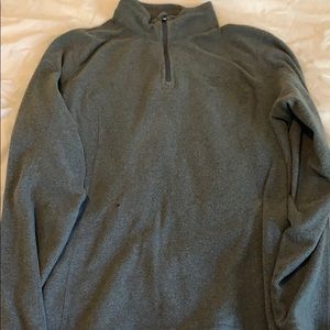 North face pull over